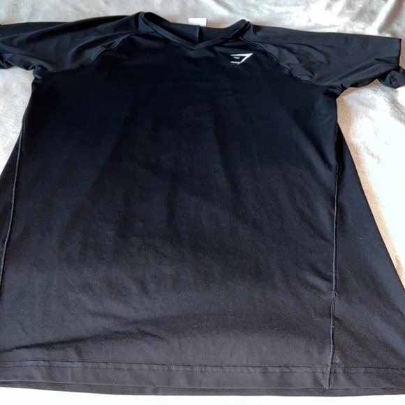 Gymshark Performance Shirt Size Medium - Picture 2 of 8